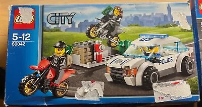 Buy LEGO CITY: High Speed Police Chase (60042) • 3£