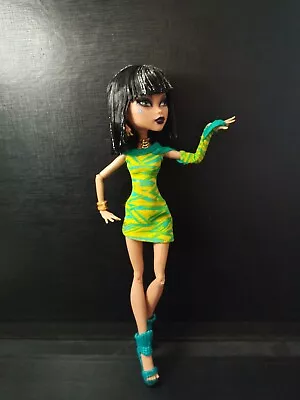 Buy Monster High Cleo De Nile Dawn Of The Dance (Wave 1 / Elastic) Rare • 50.35£