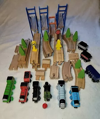 Buy 56 Pc THOMAS & Friends Wooden 8 Magnetic Train Cars RAILWAY Track BRIO Clickity • 75.78£