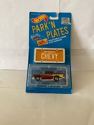 Buy Hot Wheels Park 'N Plates '57 Chevy N44 • 22.93£