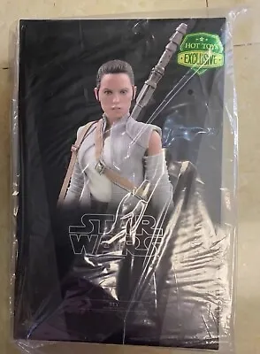 Buy Hot Toys MMS377 Star Wars The Force Awakens 1/6 Rey Resistance Outfit In Stock • 210£