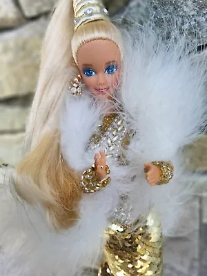 Buy 1990 Vintage Barbie Limited Edition Bob Mackie Gold • 111.37£