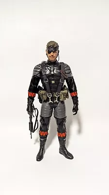 Buy Hot Toys VGM15 Metal Gear Solid 3 Snake Eater Sneaking Suit Version 1/6 Figure • 229.99£