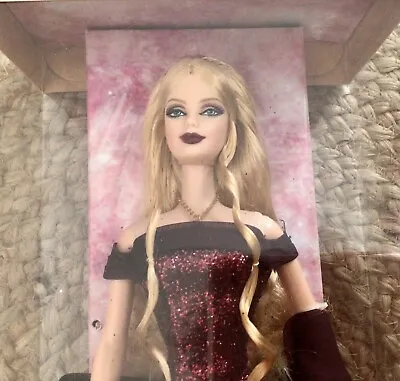 Buy Barbie MATTEL - BIRTHSTONE COLLECTION JANUARY GARNET, 2002 • 107.92£