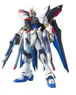 Buy MG 1/100 Strike Freedom Gundam - Bandai Model Kit • 52.99£