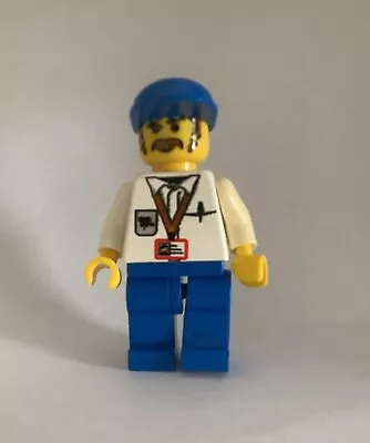 Buy Lego-vintage Mini Figure Camera Man - Lego Set1381-vampire Crypt  -2002-vgc • 1.99£