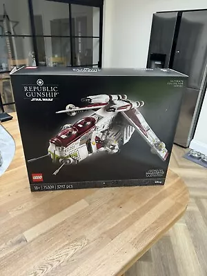 Buy UCS LEGO STAR WARS  Republic Gunship (75309) With Box And Manuals  • 150£