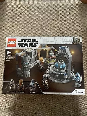 Buy LEGO Star Wars: The Armorer's Mandalorian Forge (75319) • 40£