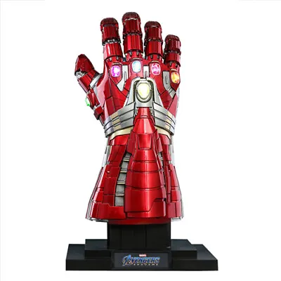 Buy MARVEL Avengers Endgame - Nano Gauntlet Gauntlet Hulk Ver. Hot Toys 1/1 Replica • 712.23£