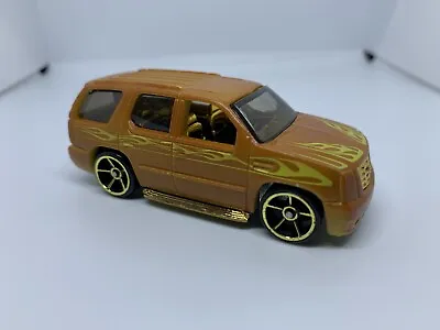 Buy Hot Wheels - Colour Color Shifters Cadillac Escalade - Diecast - 1:64 - USED • 3.50£