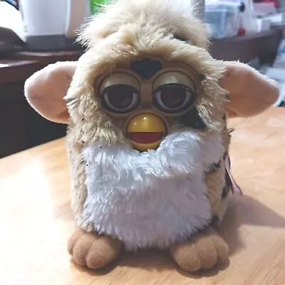 Buy Vintage 1999 Furby 70-800 By Tiger Electronics & With Original Tags Not Working  • 10.50£