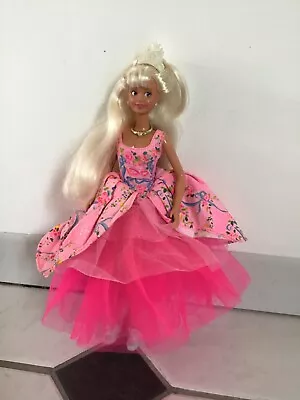 Buy Vintage Princess Sindy Doll • 6.86£