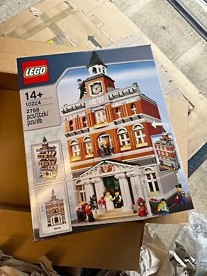 Buy Lego Town Hall 10224 Modular Buildings Retired Set From 2012 MISB Mint Condition • 522£