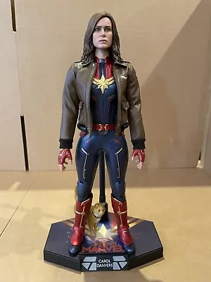 Buy MMS522 Hot Toys Captain Marvel Captain Marvel (Displayed) • 200£