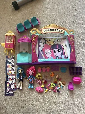 Buy My Little Pony Equestria Girls Cinema With Accessories Bundle • 8£