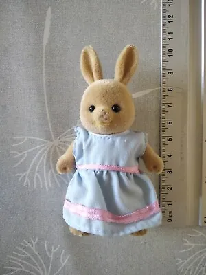 Buy SYLVANIAN FAMILIES / FOREST FRIENDS / CLEVER LITTLE ONES / MAPLE TOWN - Mom Rabbit B • 4.12£