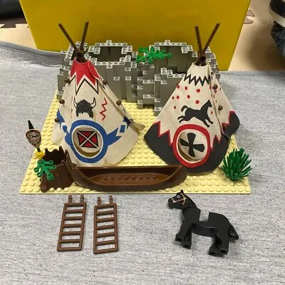 Buy LEGO Western Two Tents • 113.63£