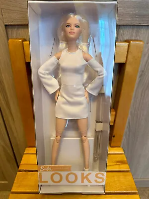 Buy Barbie Looks • 71.05£