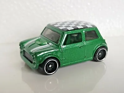 Buy Morris Mini Cooper (Green) - Multipack Exclusive - Hot Wheels Basic Loose (2020) • 10.19£