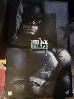 Buy Hot Toys Batman Tech Suit Justice League Please Read Plus Head Sculpt  • 195£