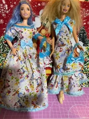 Buy Barbie Dress Christmas • 7.19£