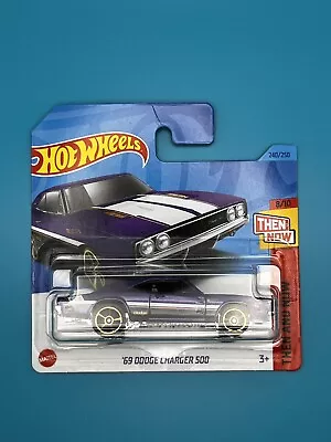 Buy Hot Wheels ‘69 Dodge Charger 500 • 2.50£