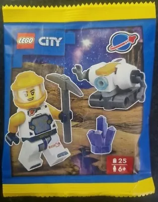 Buy Lego City Cosmic Lego Spaceman Figurine + Space Robot 952405 Polybag New Sealed  • 7.25£