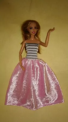 Buy Barbie Dress Fashion Dolls Clothing Princess Ball Gown Wedding Wedding Dress 62 • 3.42£