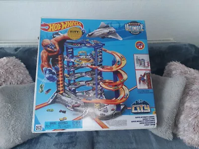 Buy Brand New Boxed Unopened Hot Wheels FML03 -9216 Super Ultimate Garage  & 4 Cars. • 129.99£