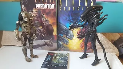 Buy Official Neca Alien And Predator Bundle  • 9.09£