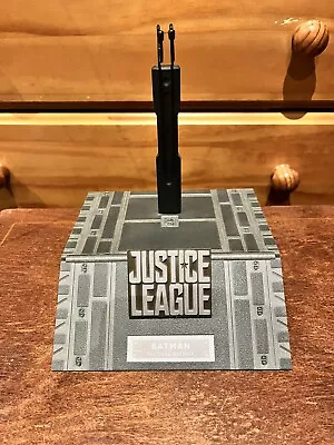 Buy Hot Toys Justice League Stand • 40£