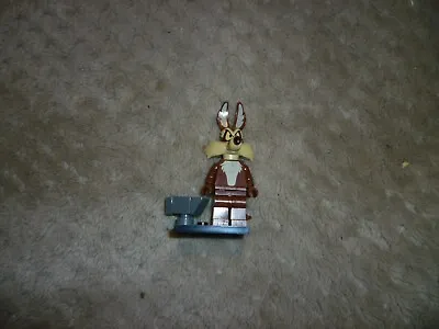 Buy Lego Looney Tunes Minifigures 71030 Wile E. Coyote On Black Stand • 5£