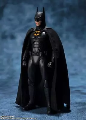 Buy The Flash S.H. Figuarts Action Figure Batman 15 Cm • 74.61£