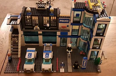 Buy LEGO CITY: Police Station Set 7498 (not In Original Box) • 5.99£
