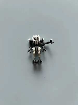 Buy LEGO Minifigure Star Wars General - Grievous Bent Legs White Armour - SW0515 • 17.49£