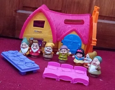 Buy Fisher Price Little People Disney Snow White Cottage House  & Figures Playset • 40£