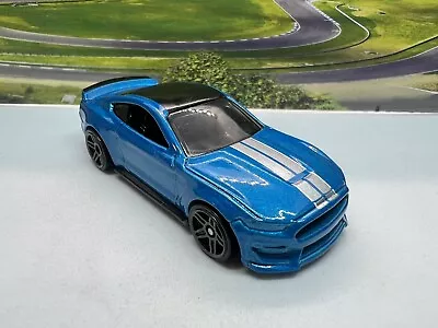 Buy Hot Wheels Ford Shelby GT350R Blue • 3£