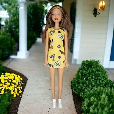 Buy Barbie Fjf17 Chic Barbie In Yellow Print Dress / Mattel 2016 • 23.06£