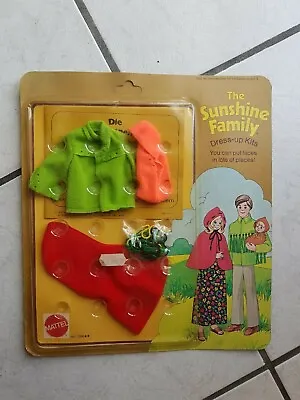 Buy Family Sunshine - Sunshine Family Doll - 70's Dress Up Kit - Original Packaging°°°° • 30.24£