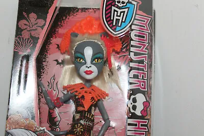 Buy  Monster High - Ghouls' Getaway Meowledy Doll New  • 77.06£