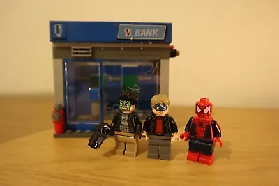 Buy LEGO Marvel Super Heroes: Spider-Man ATM Heist Battle (76082) • 10£