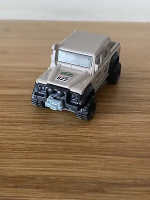 Buy Hot Wheels '15 Land Rover Defender Double Cab Diecast Car • 4£
