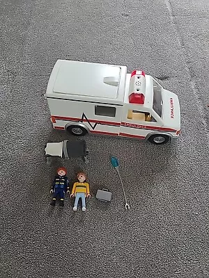 Buy PLAYMOBIL 5681 Rescue Ambulance 2011 Flashing Lights Siren With Figures  • 10£