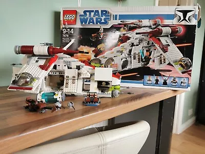 Buy LEGO Star Wars: Republic Attack Gunship (7676) • 140£