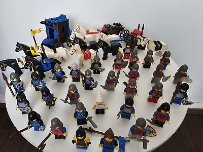 Buy Vintage Lego 80's  Lion Knights Castle 30 Figures 12 Horses Crusaders Mixed Bits • 11.50£