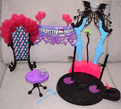Buy Monster High Dance The Fright Away Playset INCOMPLETE MH5 • 15.99£