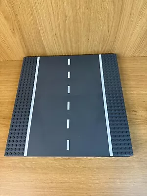Buy Lego Road Plates 60236 • 10£