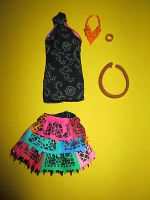 Buy Monster High Doll Skelita Calaveras Scaris City Clothing • 20.59£