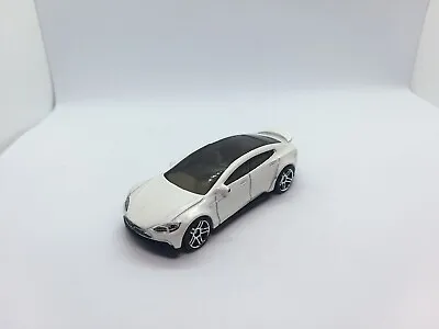 Buy Hot Wheels Tesla Model S • 4£