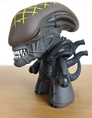 Buy Alien VS Predator Aliens Figure Titans 2015 AVP Fox • 4.99£
